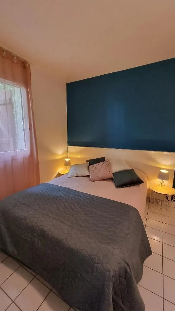 Cottage Paisible Au Coeur Du Golf Saint Laurent , Linge De Maison Et Menage Inclus Ploemel Holiday home